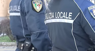 Asti - Donna ferita dopo scontro con monopattino guidato da giovane ubriaco